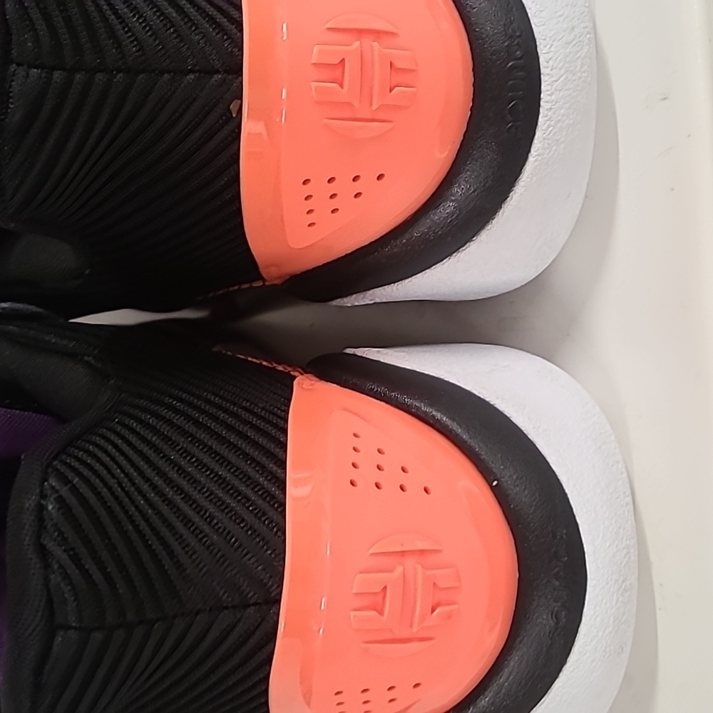 Adidas Harden Stepback Men's Basketball Size 18 Shoe - Picture 3 of 11
